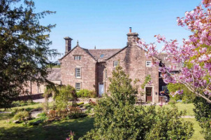 Party Houses - Peak District