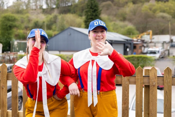 Tweedledum And Tweedledee